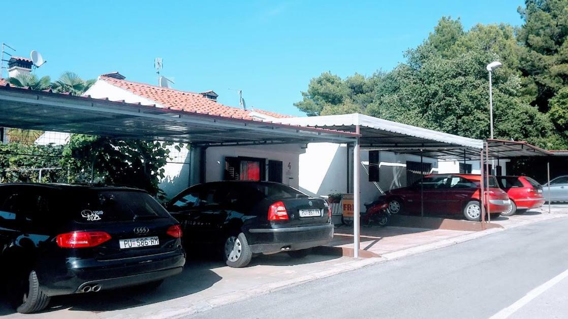 Apartman Meli Daire Poreč Dış mekan fotoğraf